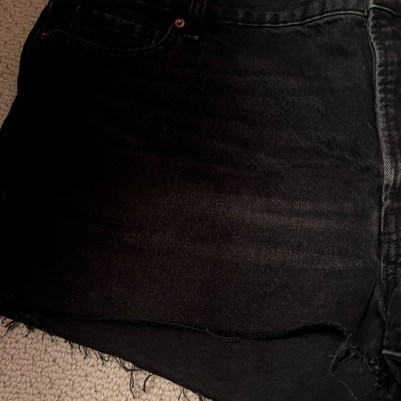 NWT: old navy High Waisted Button-Fly . Straight Black Non-Stretch Cut-Off Jeans - Picture 8 of 10
